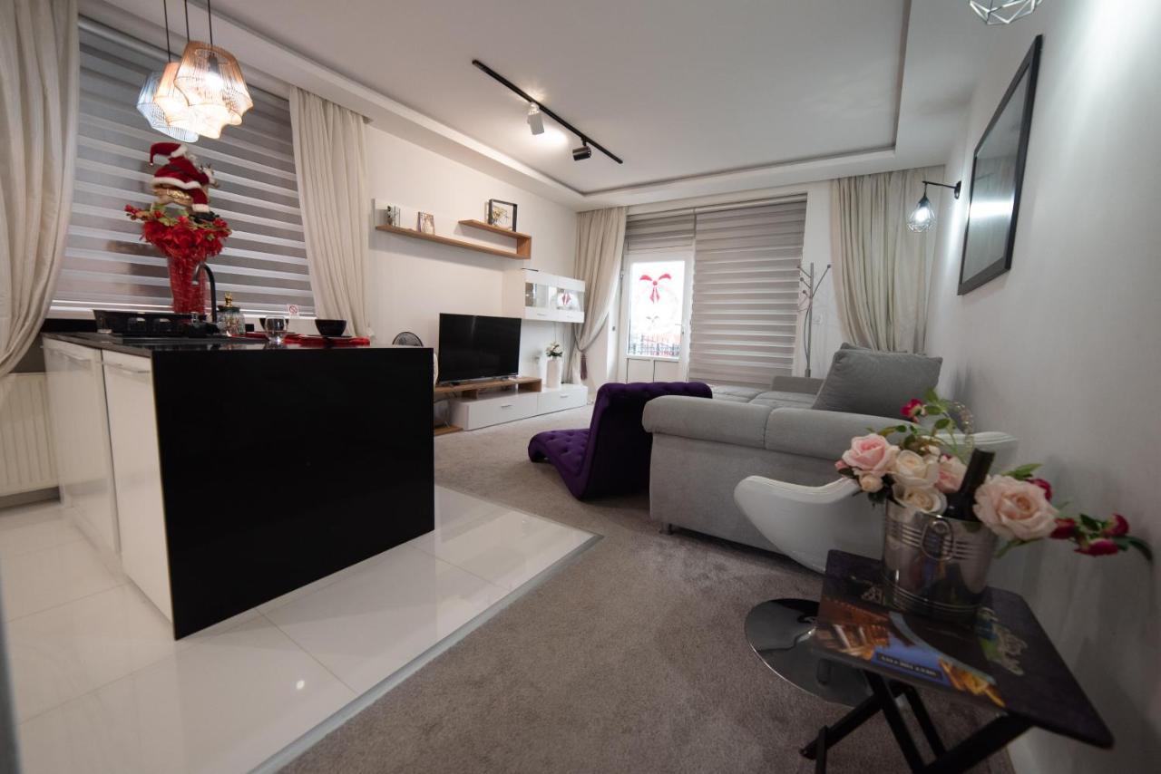 Jelenar Apartamento Novi Sad Exterior foto