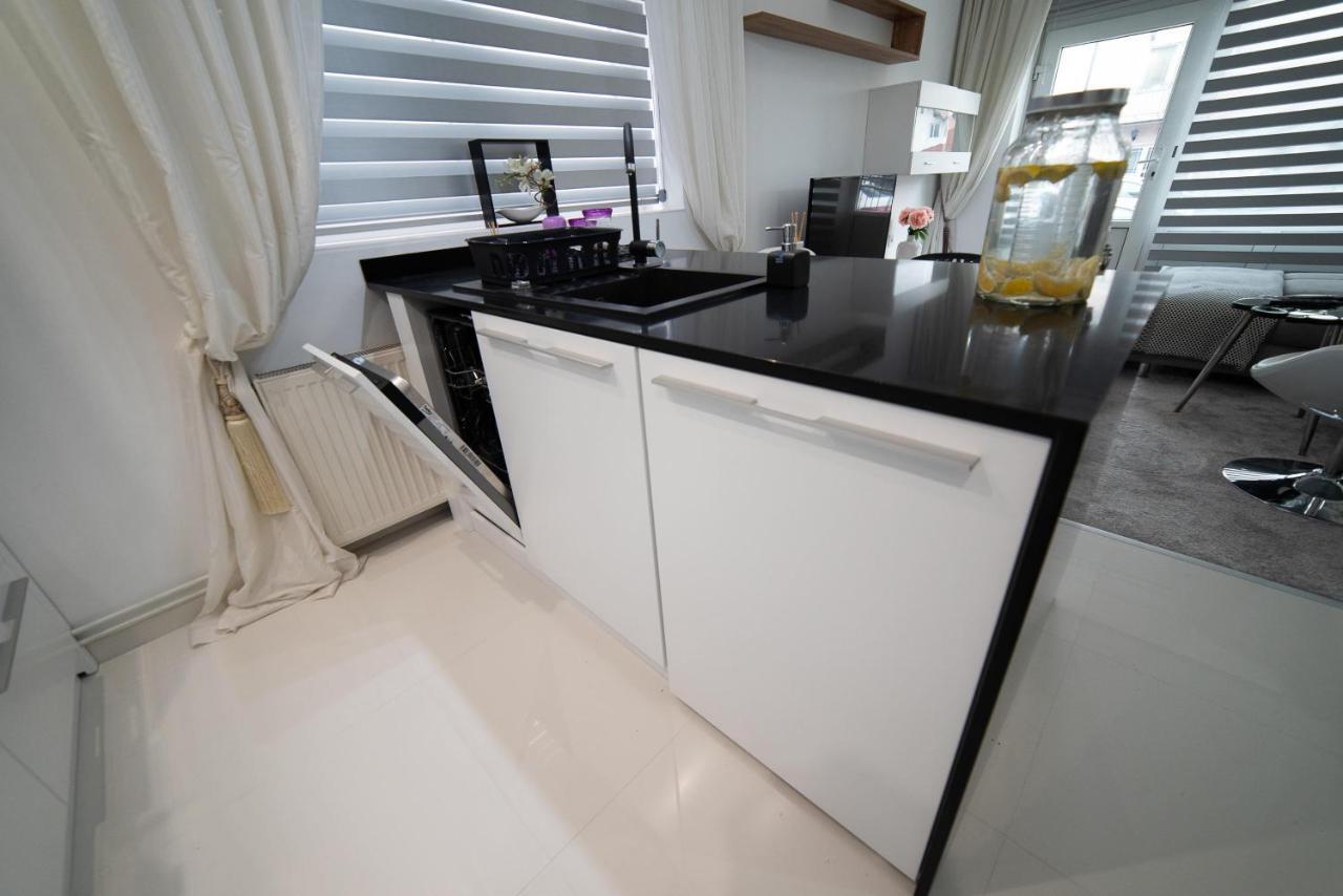 Jelenar Apartamento Novi Sad Exterior foto